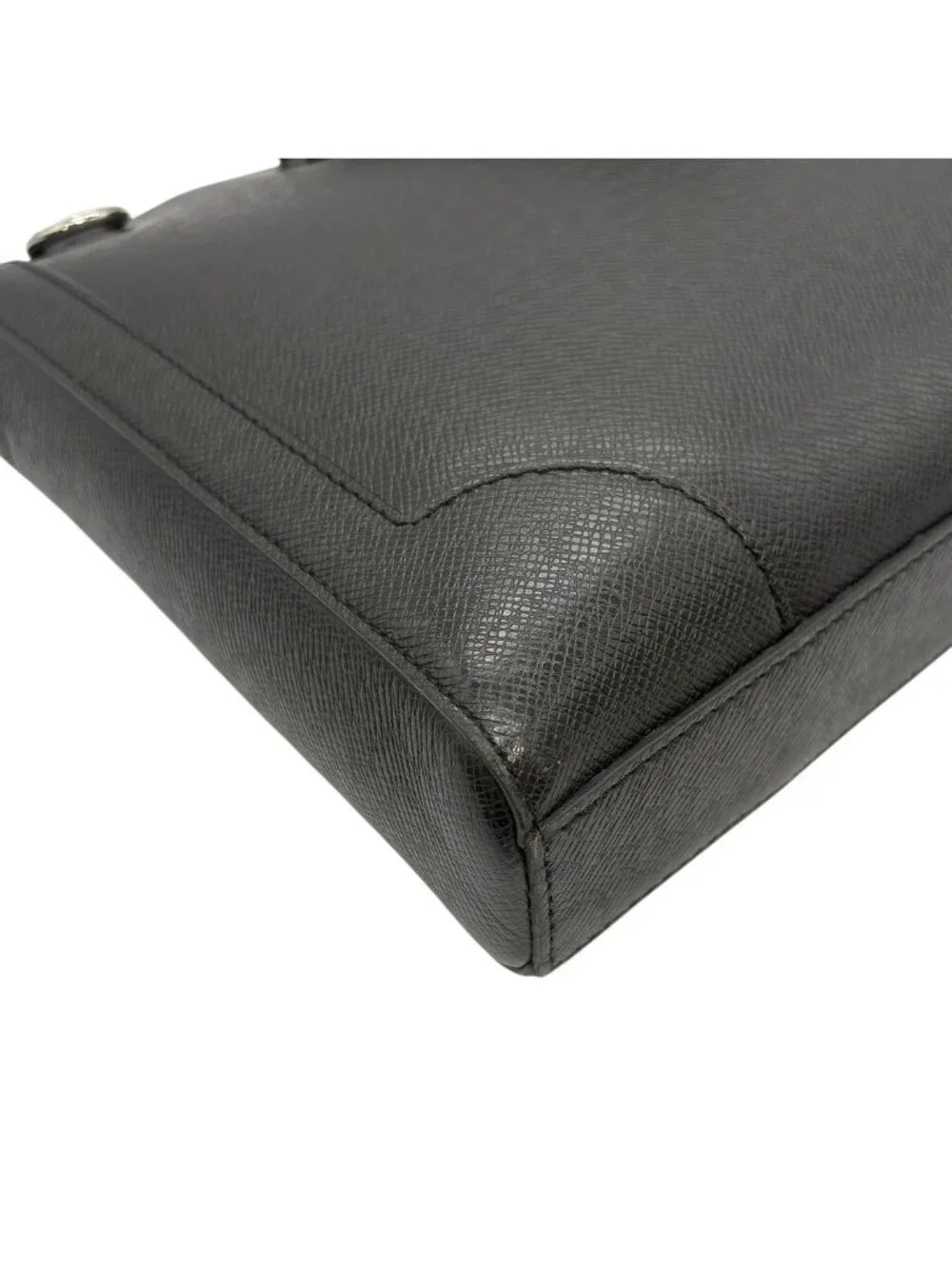 Louis Vuitton Slim Briefcase Taiga Handbag Shoulder Business Bag - Picture 11 of 15